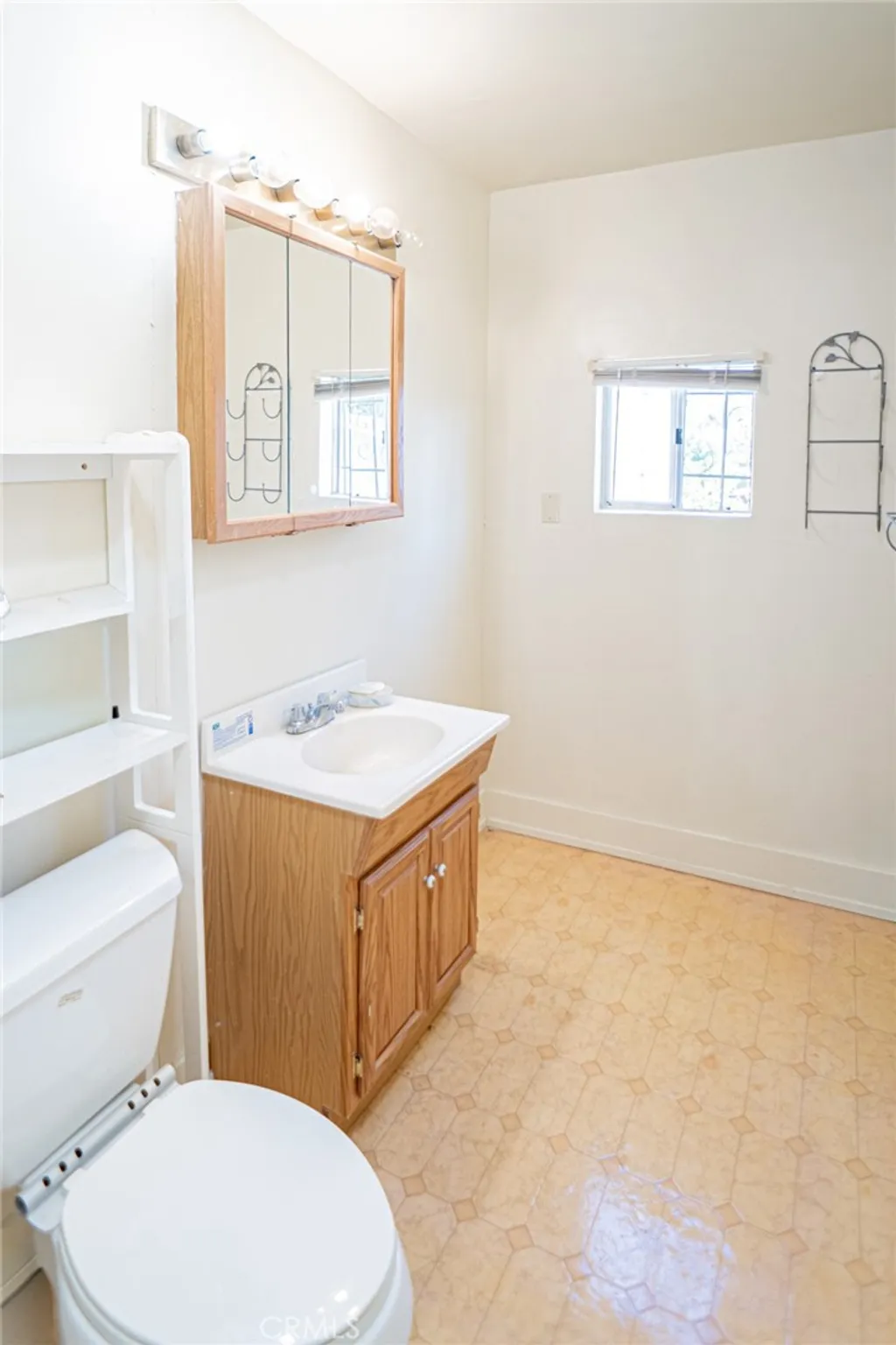 Additional image 41 of 5934 Madden, Los Angeles, CA 90043