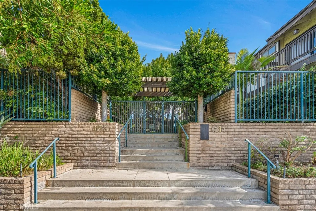 Additional image 55 of 4218 Troost Unit 20, Studio City, CA 91604