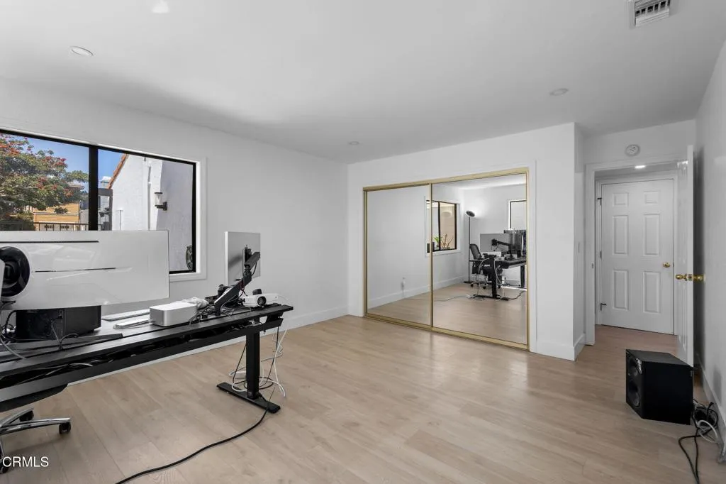 Additional image 59 of 3960 W Hemlock Street, Oxnard, CA 93035