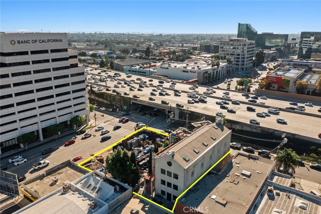 Additional image 5 of 2140 Cotner Avenue, Los Angeles, CA 90025