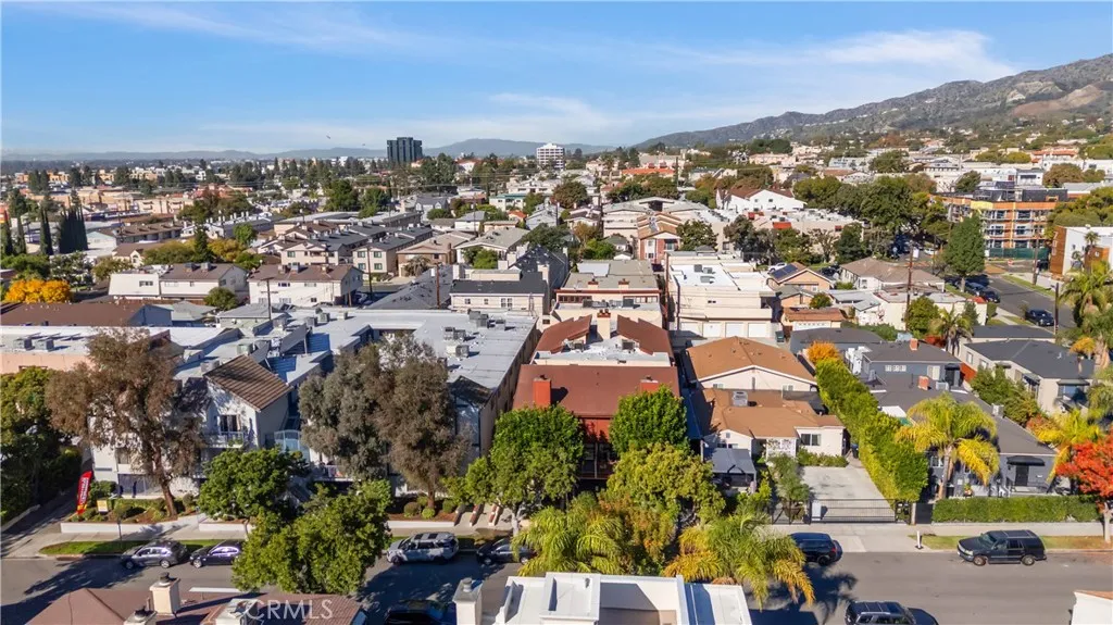 Additional image 37 of 527 E Elmwood Ave, Burbank, CA 91501