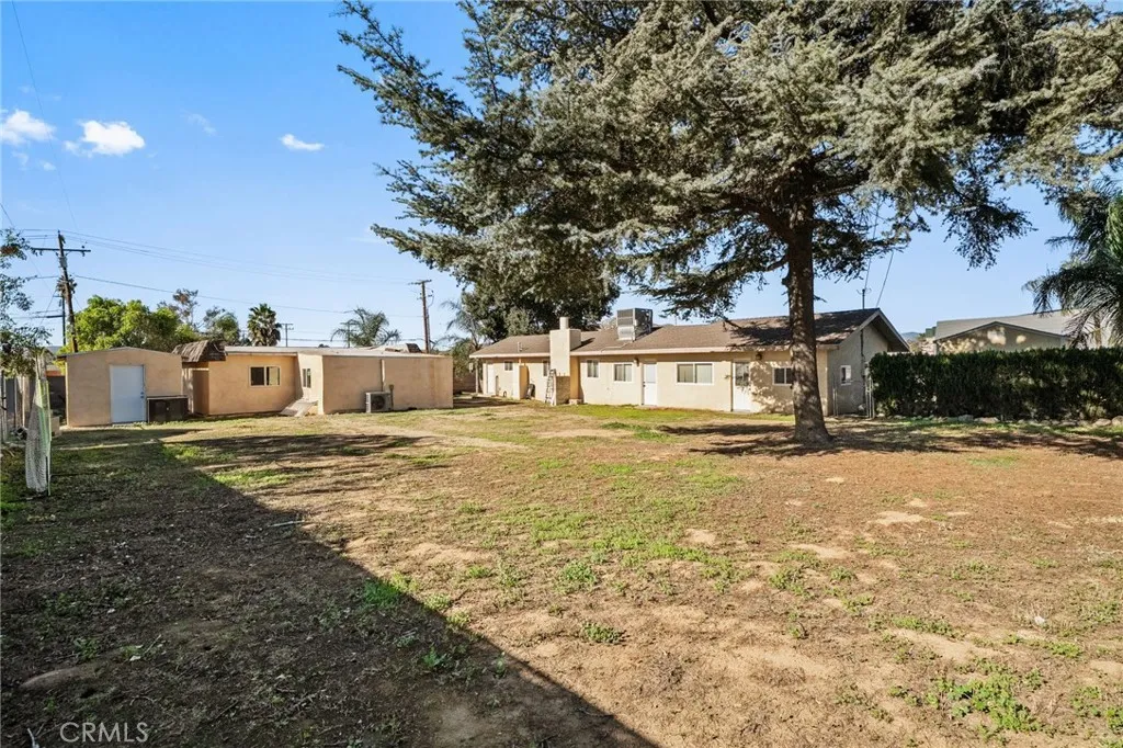 Additional image 79 of 826 W Main St, Riverside, CA 92507