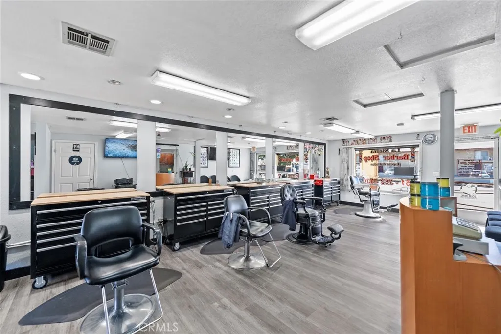 Additional image 32 of 10397 Hole Ave, Riverside, CA 92505