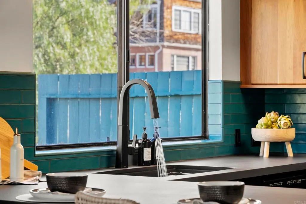 Additional image 73 of 1004 W Walnut Ave., San Diego, CA 92103