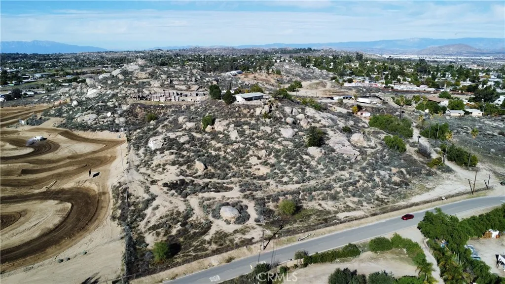 Additional image 7 of 1020 Clayton Dr, Perris, CA 92570