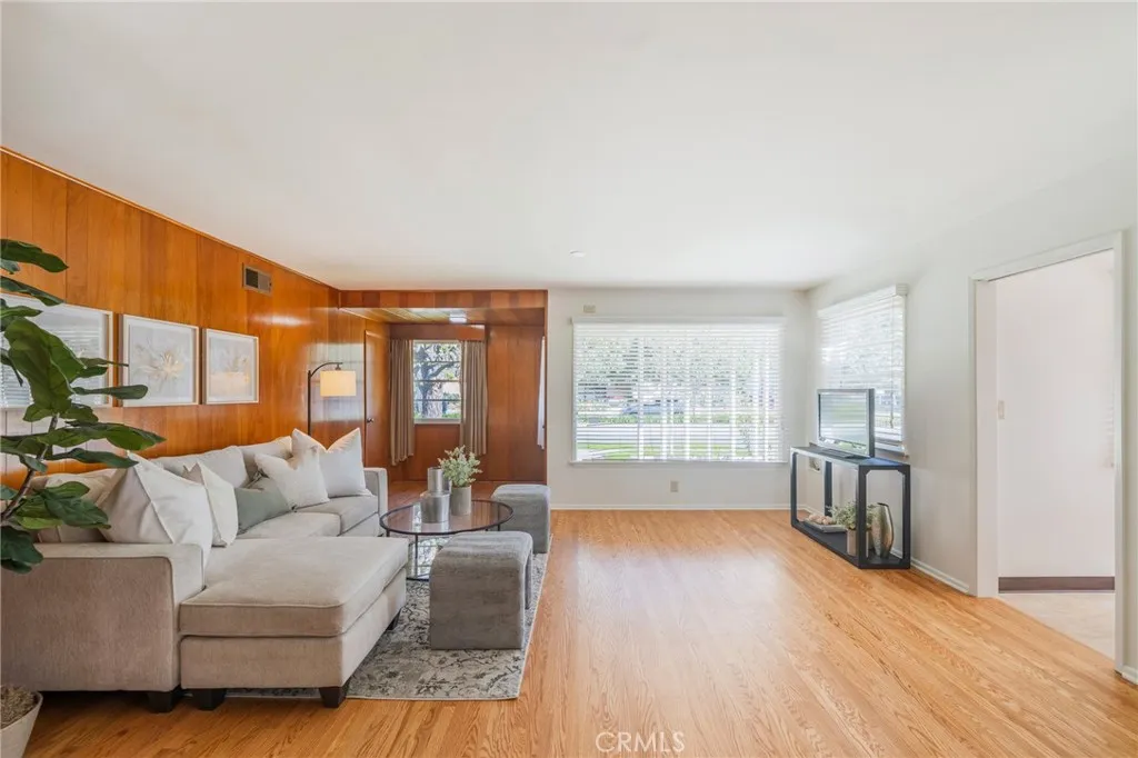 Additional image 15 of 1241 S Walnut St, Anaheim, CA 92802