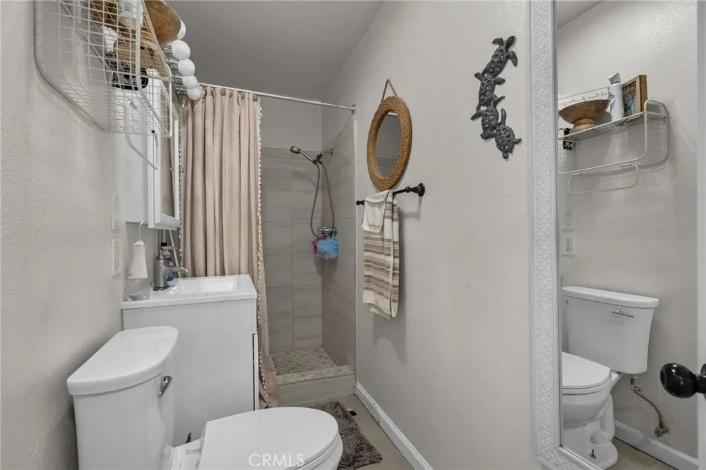 Additional image 14 of 826 W Main St, Riverside, CA 92507