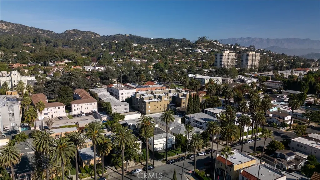 Additional image 18 of 4579 Ambrose Avenue Unit 4, Los Angeles, CA 90027