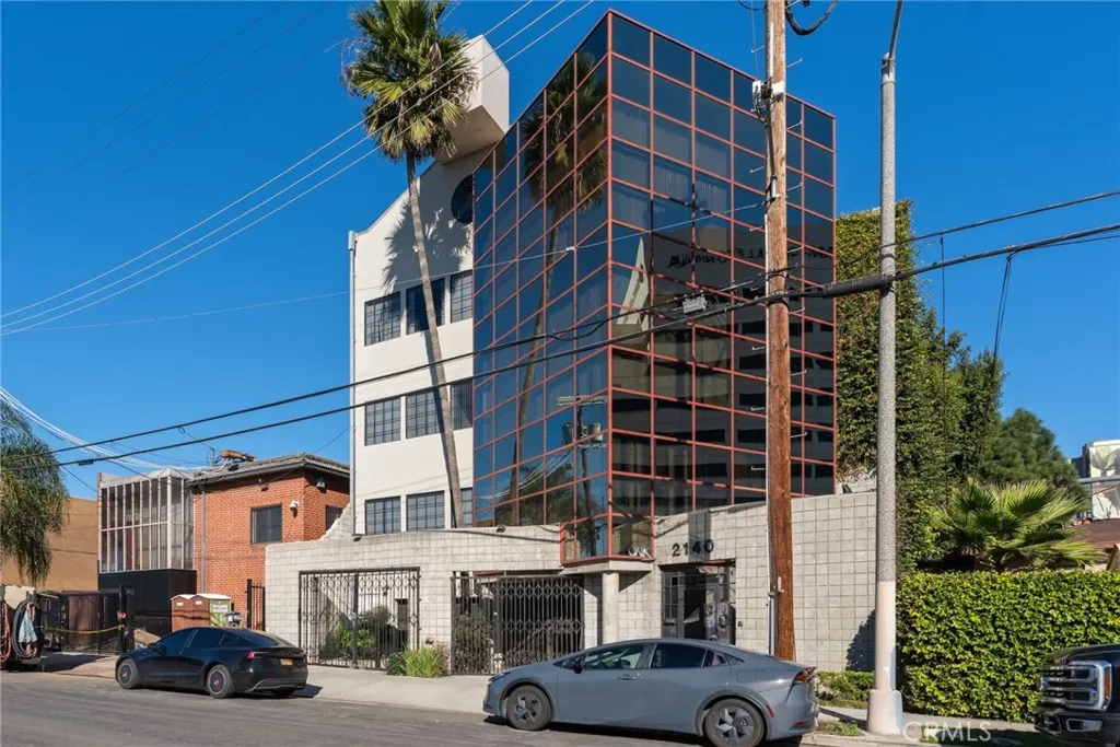 Additional image 19 of 2140 Cotner Avenue, Los Angeles, CA 90025