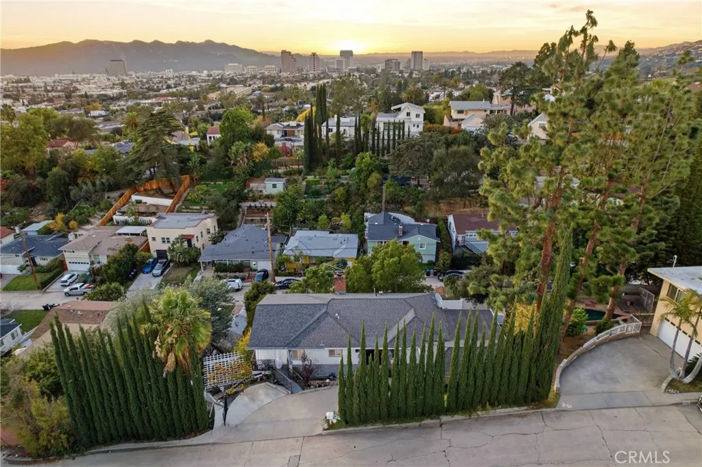 Additional image 32 of 760 Luton Dr, Glendale, CA 91206