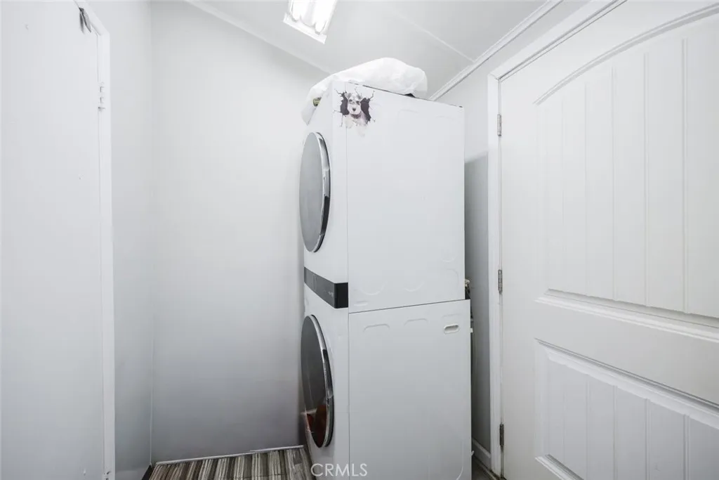 Additional image 42 of 2006 E Foothill Boulevard, Pasadena, CA 91107