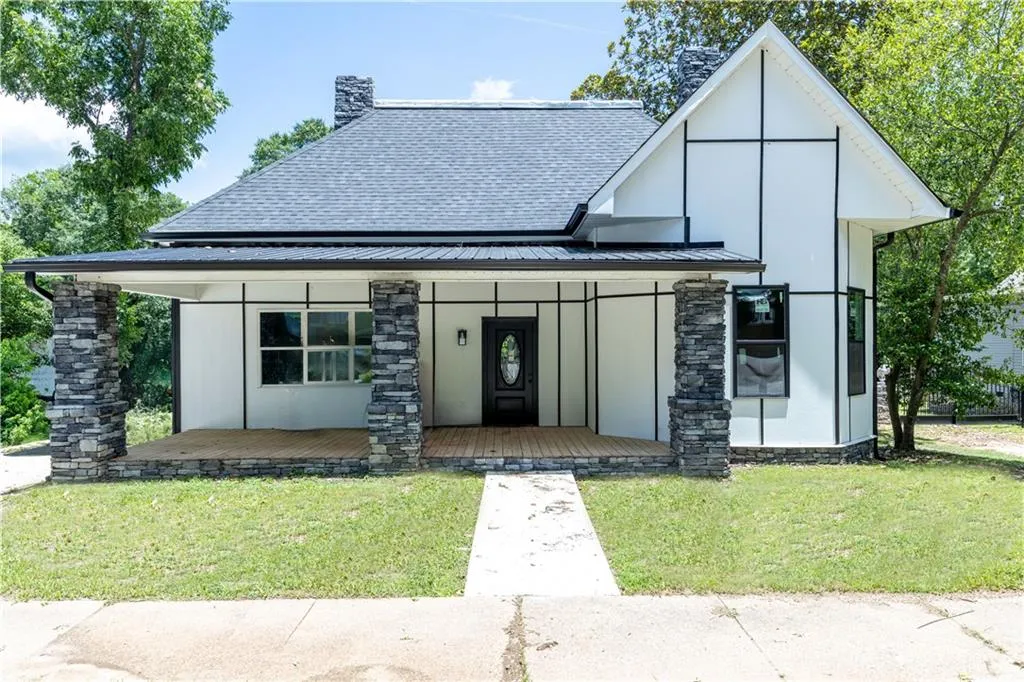 Additional image 3 of 302 1st Street SE, Lafayette, AL 36862