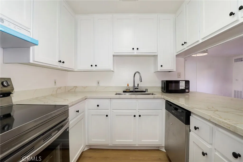 Additional image 30 of 6815 Remmet Unit 311, Canoga Park, CA 91303