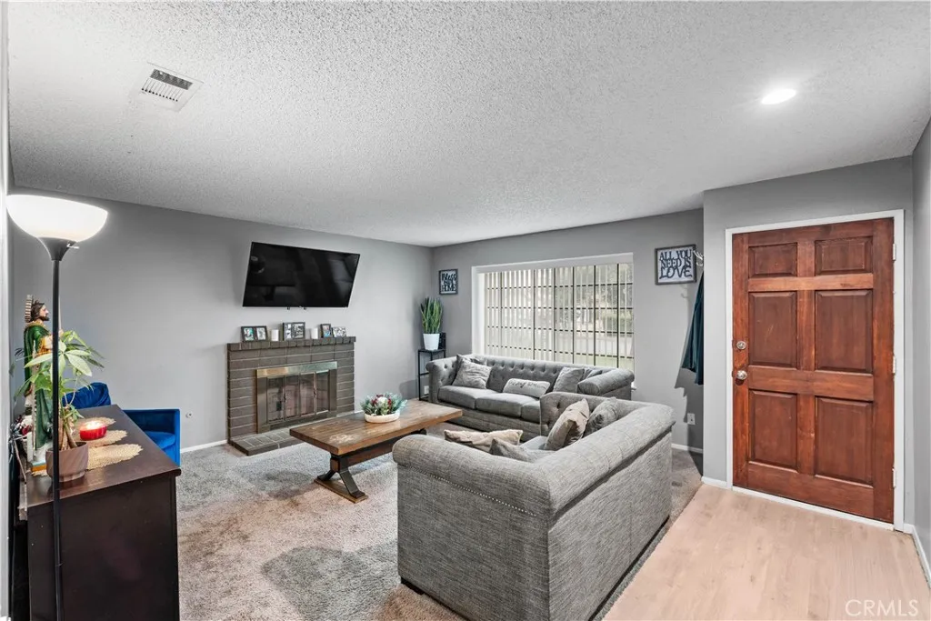 Additional image 32 of 554 W Mariposa Dr, Rialto, CA 92376