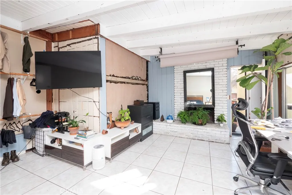 Additional image 22 of 2422 N Forest Ave, Santa Ana, CA 92706