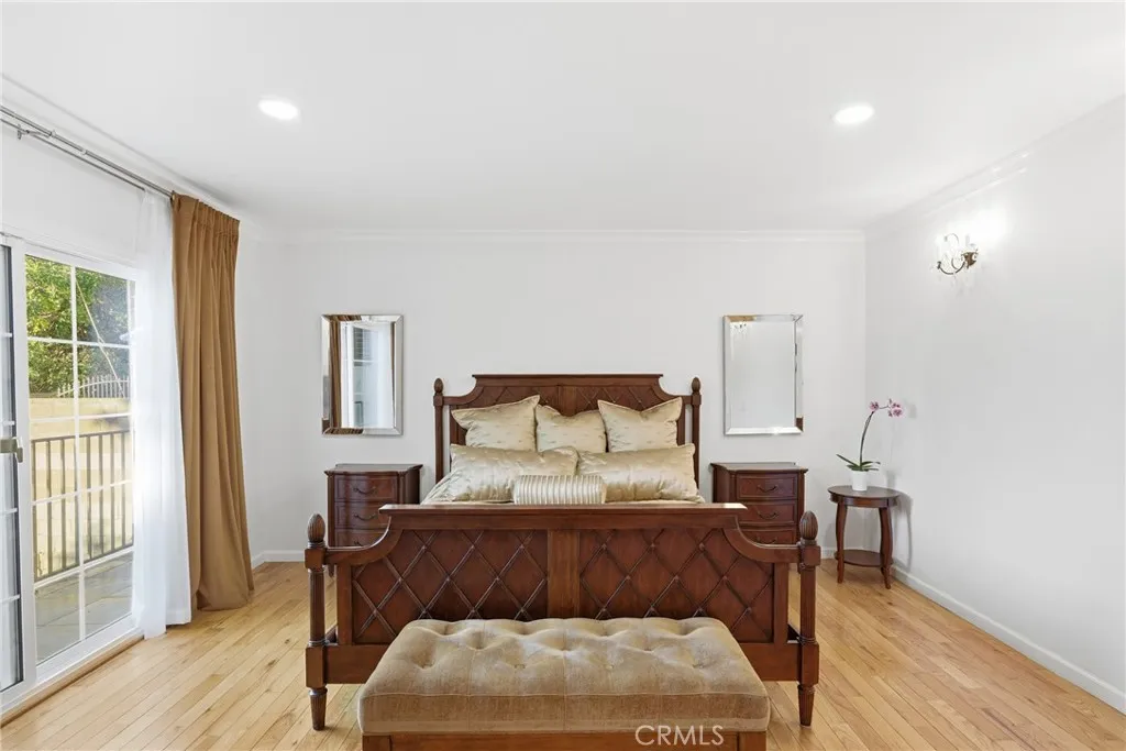 Additional image 16 of 760 Luton Dr, Glendale, CA 91206