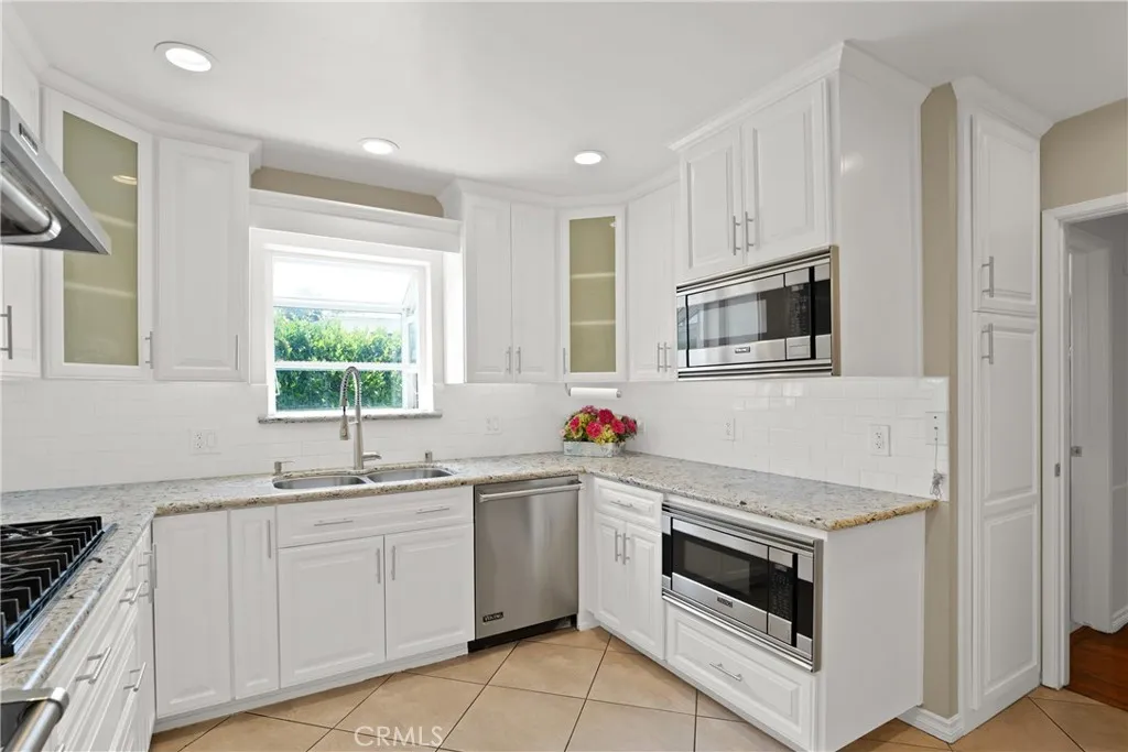 Additional image 9 of 112 N Garfield Place, Monrovia, CA 91016