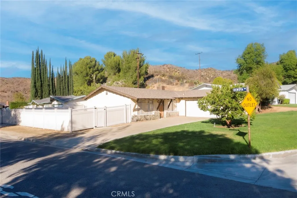 Additional image 17 of 22481 Los Rogues Dr, Saugus, CA 91350