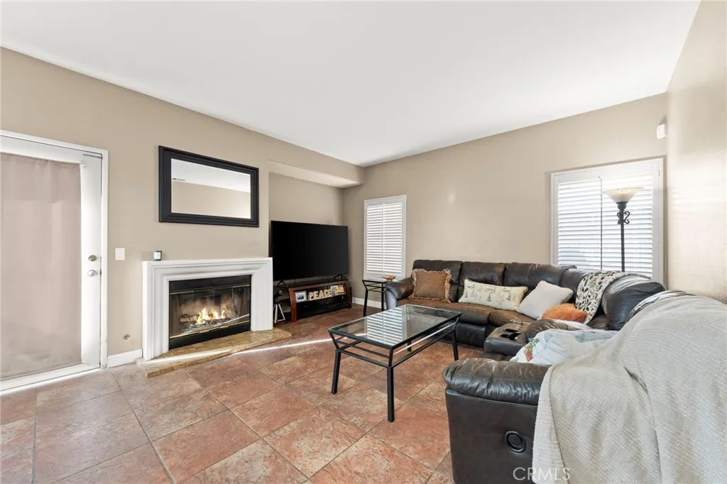 Additional image 15 of 4060 N Flame Tree Ave, Rialto, CA 92377