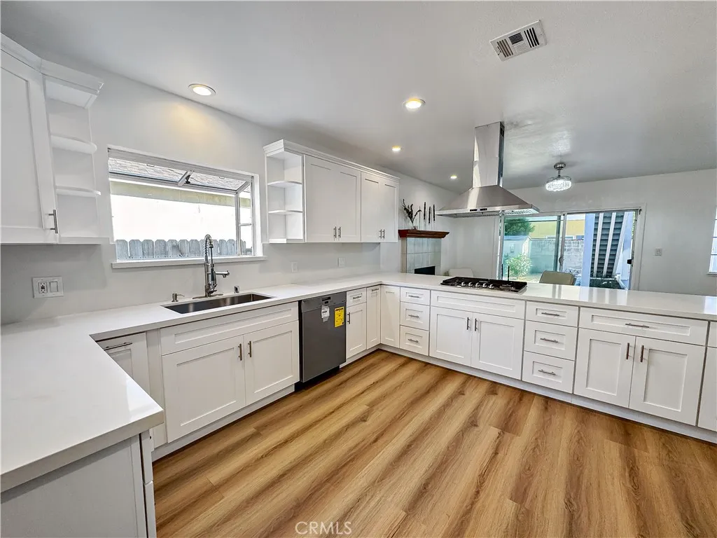 Additional image 10 of 12930 Gilmore Avenue, Los Angeles, CA 90066