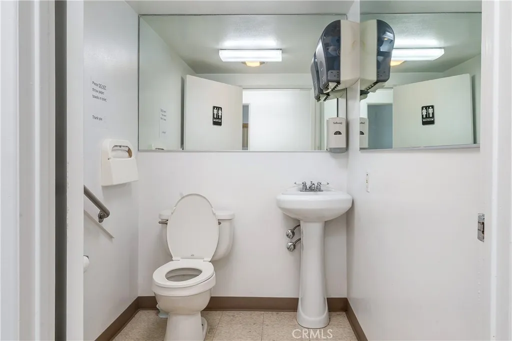 Additional image 52 of 500 E Mountain View Street, Barstow, CA 92311