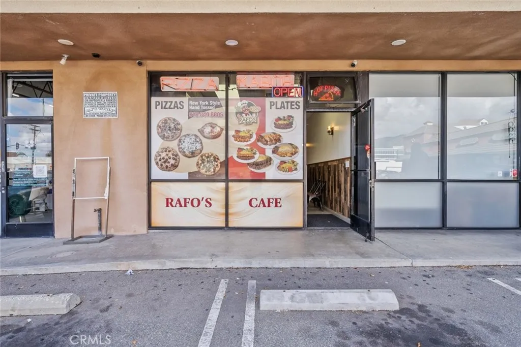 Additional image 46 of 101 N Victory Boulevard Unit E, Los Angeles, CA 91502