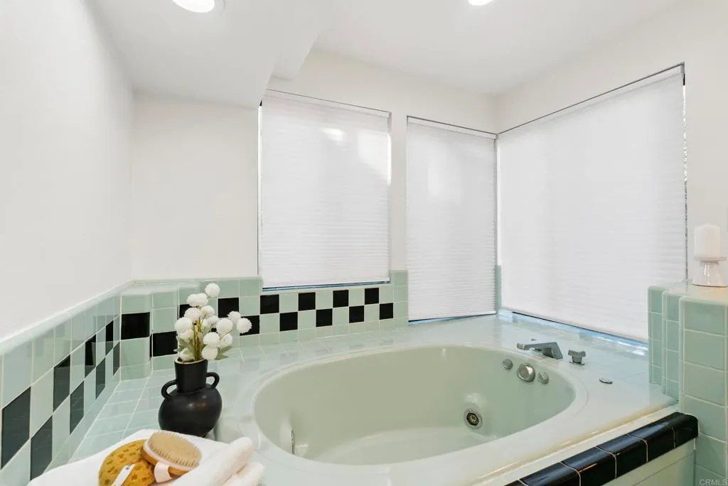 Additional image 42 of 1004 W Walnut Ave., San Diego, CA 92103