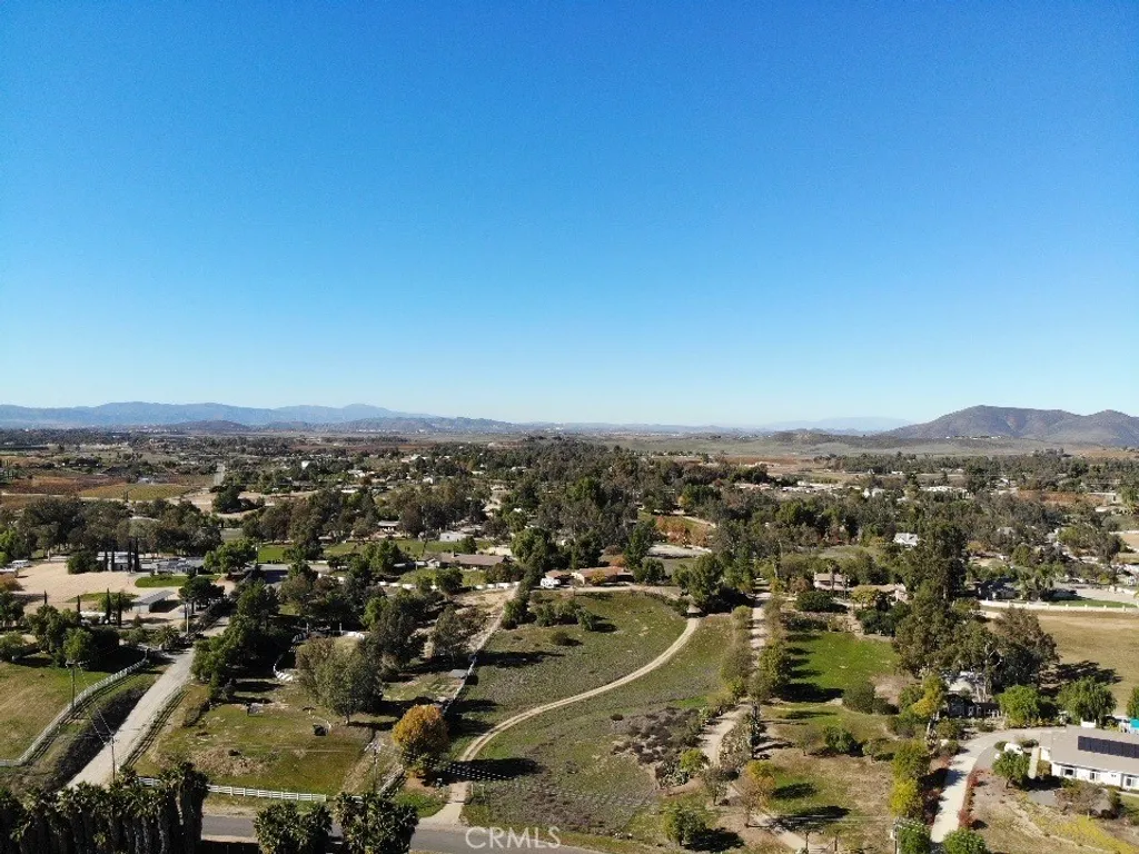 Additional image 3 of 40121 Bella Vista Road, Temecula, CA 92592