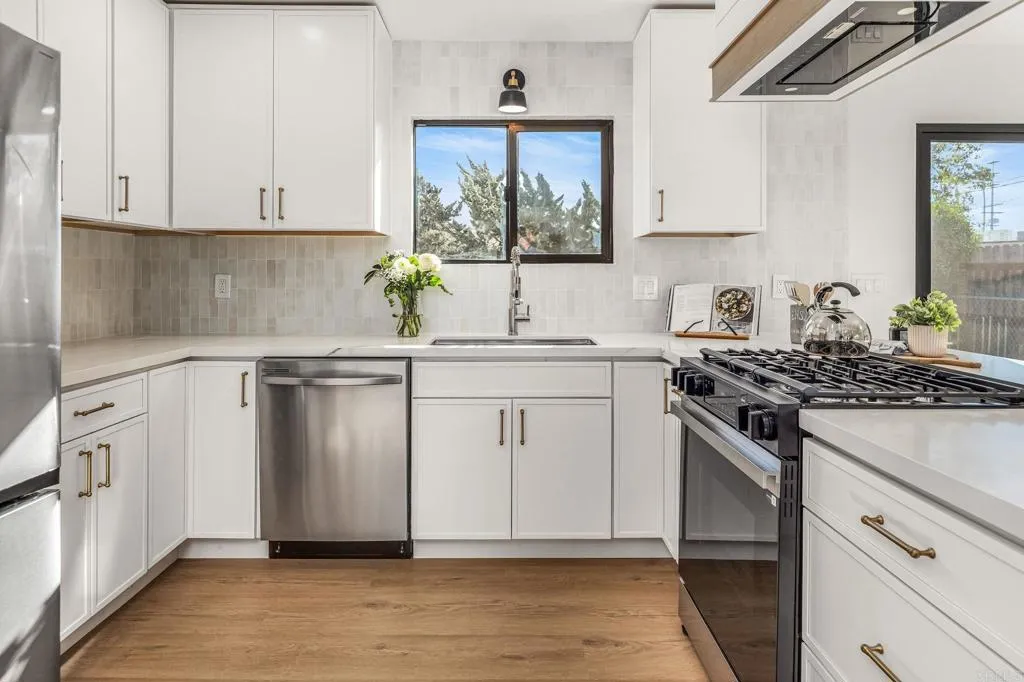 Additional image 11 of 4725 Conrad Ave, San Diego, CA 92117