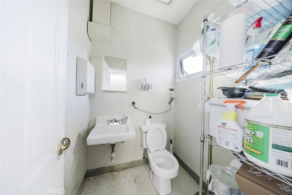 Additional image 18 of 2006 E Foothill Boulevard, Pasadena, CA 91107