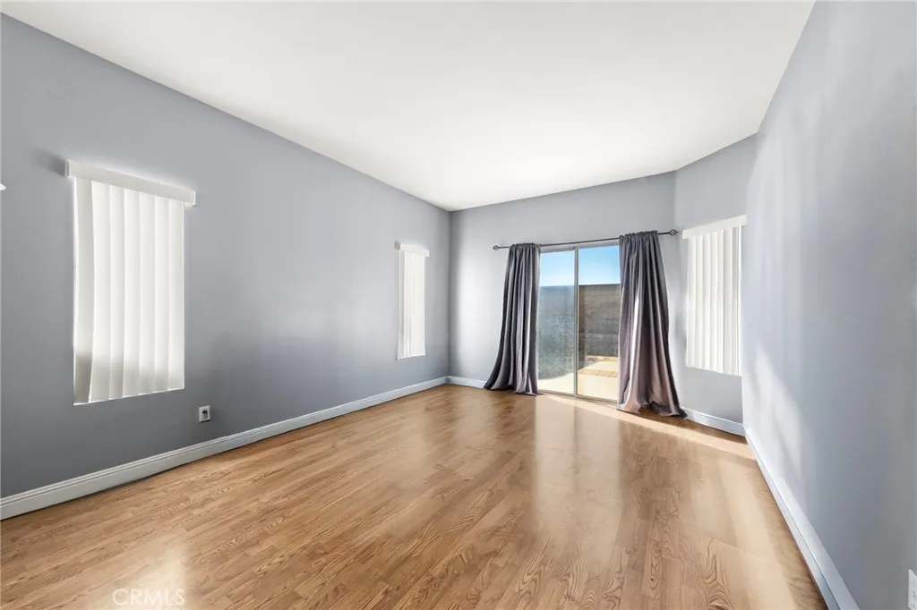 Additional image 73 of 4060 N Flame Tree Ave, Rialto, CA 92377