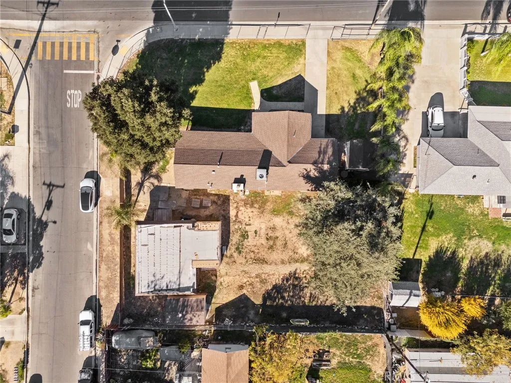 Additional image 51 of 826 W Main St, Riverside, CA 92507