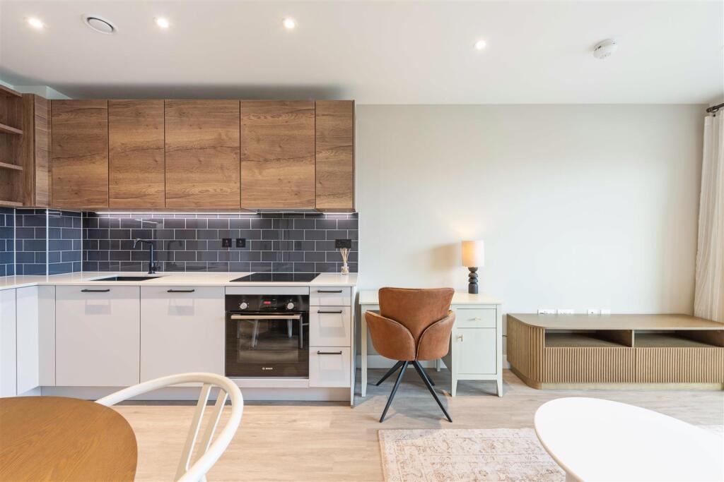 Additional image 10 of Glasswater Locks, Belmont Row, Birmingham, B4