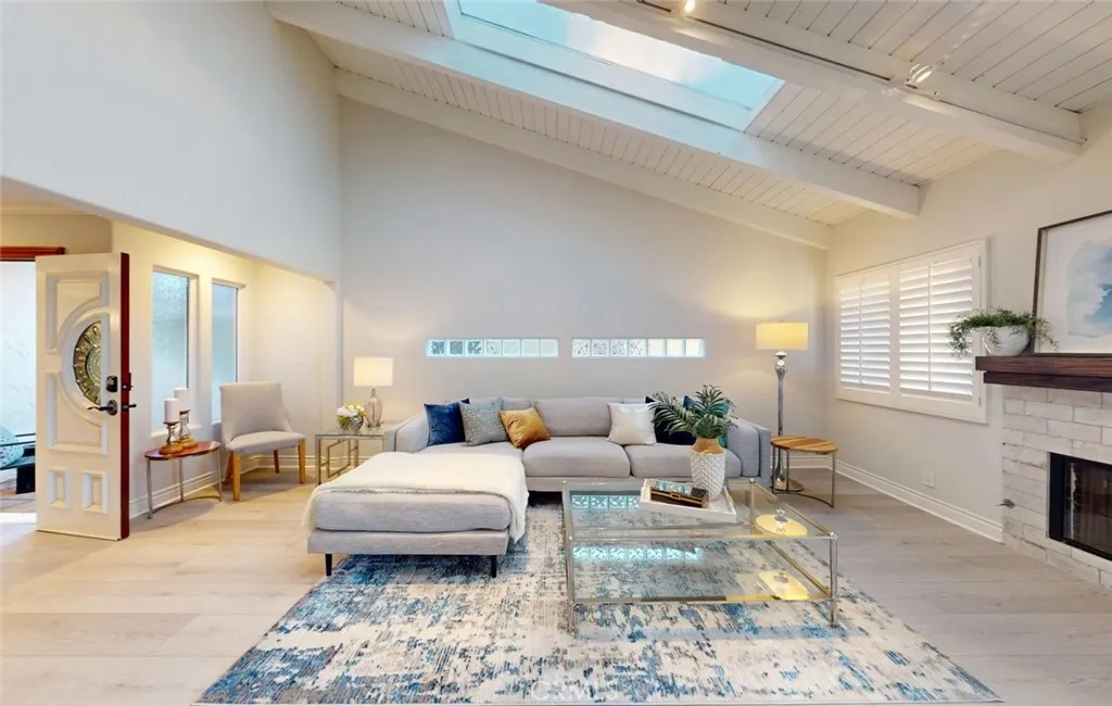 Additional image 10 of 322 12 th St, Huntington Beach, CA 92648