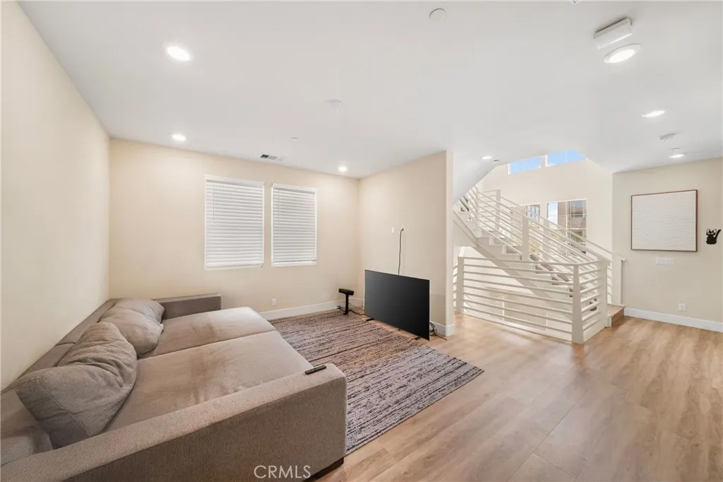 Additional image 18 of 81 Pelican Lane, Irvine, CA 92618