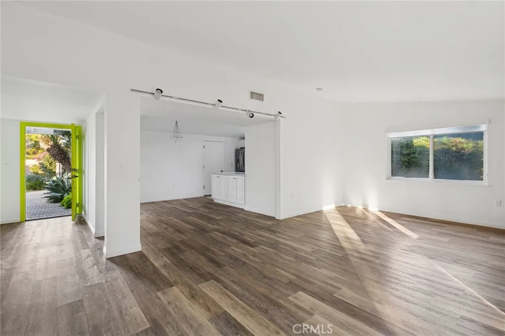 Additional image 32 of 305 Nassau Road, Costa Mesa, CA 92626