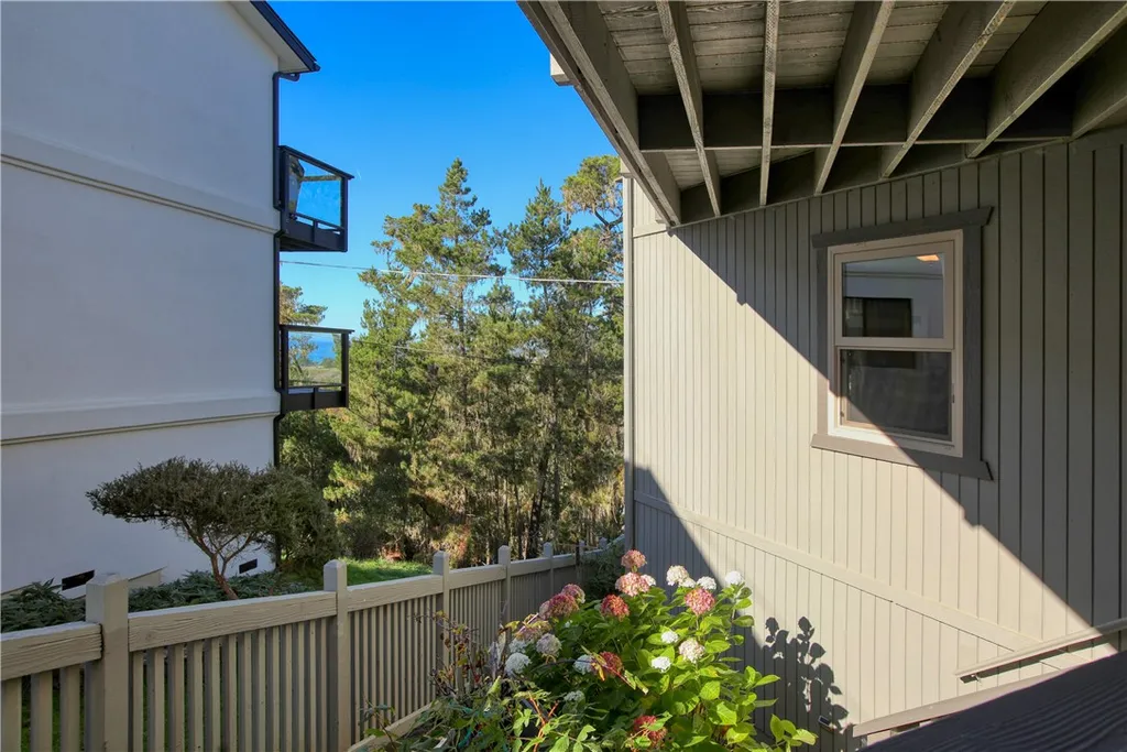 Additional image 43 of 583 Plymouth Street, Cambria, CA 93428