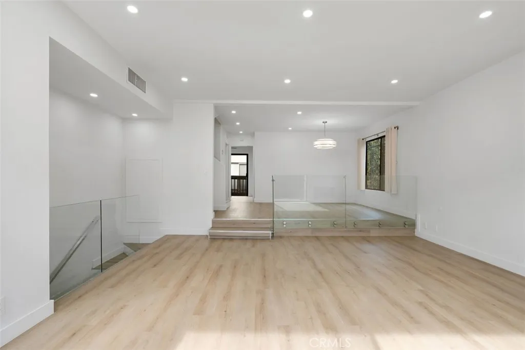 Additional image 63 of 4218 Troost Unit 20, Studio City, CA 91604