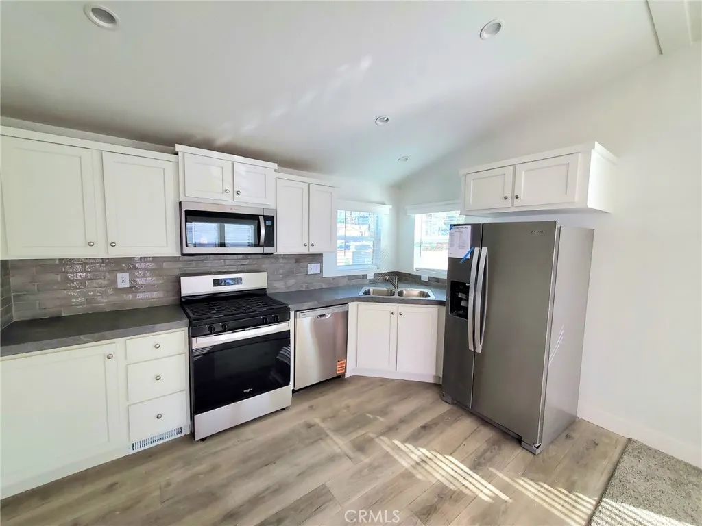 Additional image 20 of 8100 Foothill Boulevard Unit 3, Sunland, CA 91040