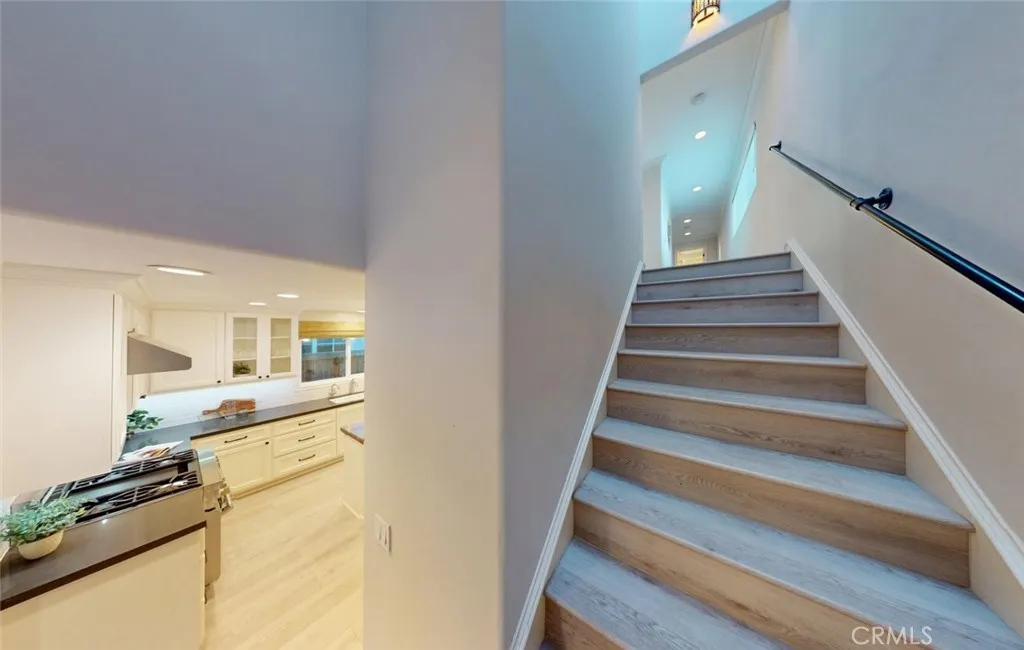 Additional image 95 of 322 12 th St, Huntington Beach, CA 92648