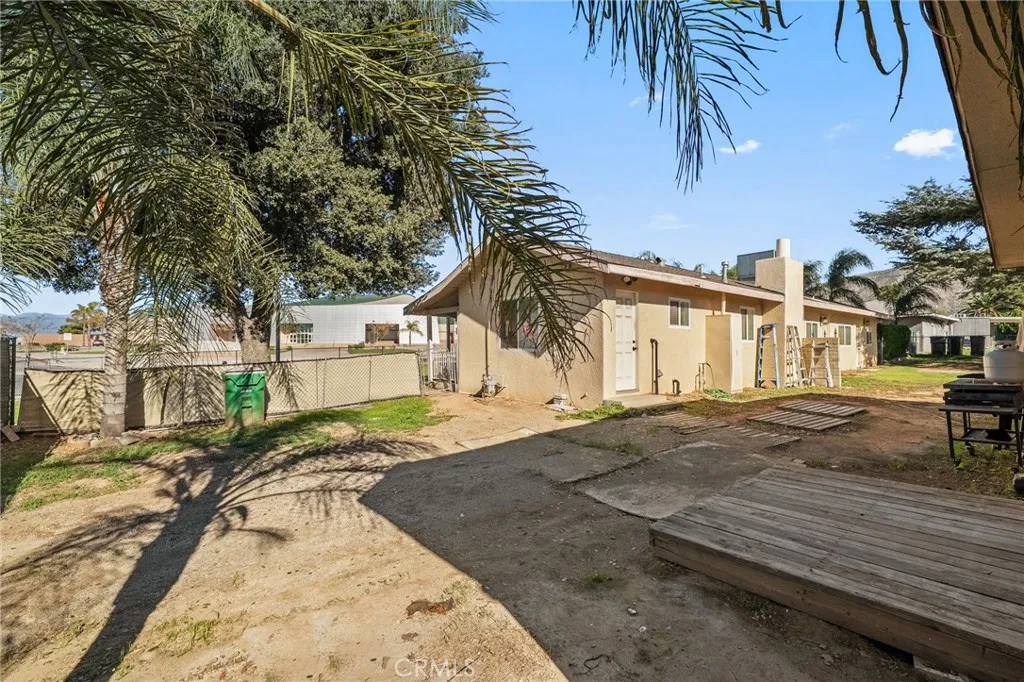 Additional image 46 of 826 W Main St, Riverside, CA 92507