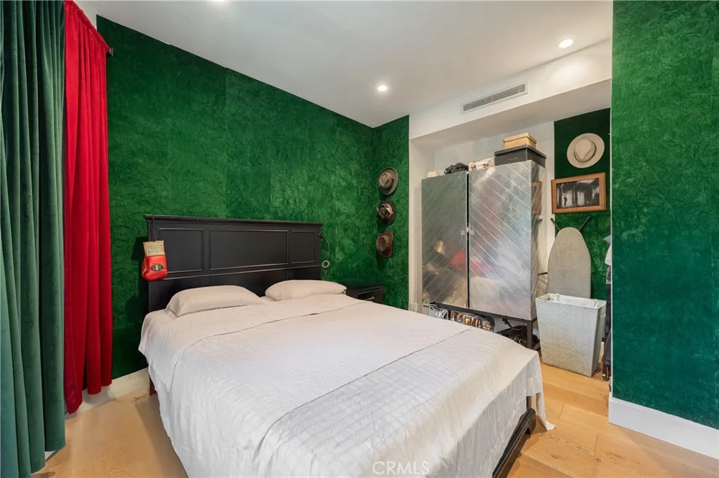 Additional image 14 of 2239 Laurel Canyon Blvd, Los Angeles, CA 90046