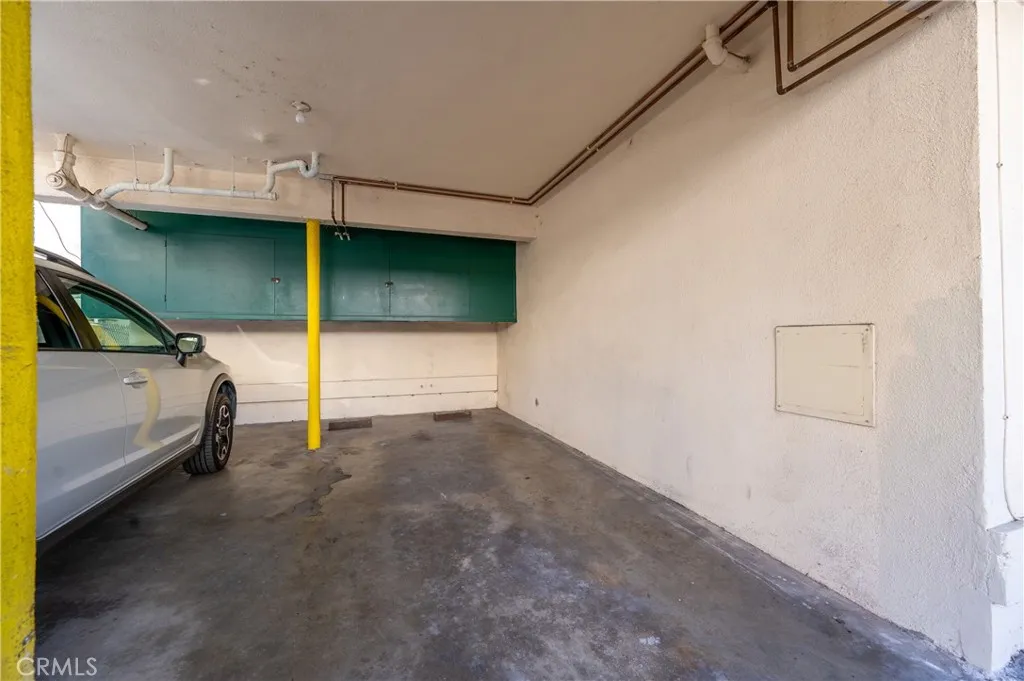 Additional image 16 of 4579 Ambrose Avenue Unit 4, Los Angeles, CA 90027