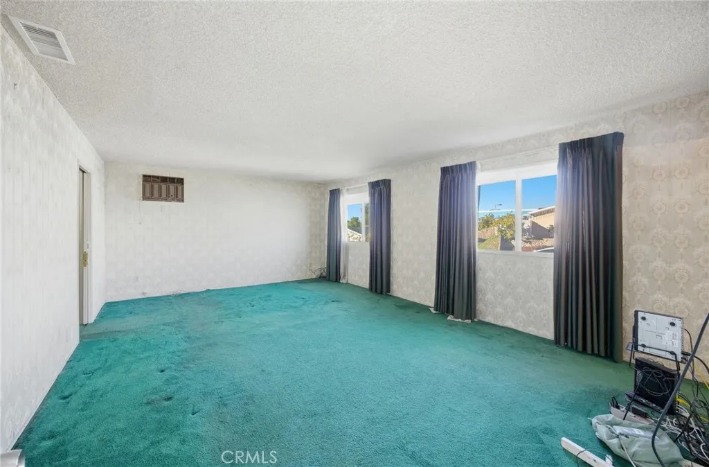 Additional image 21 of 4975 Loris Street, San Diego, CA 92105