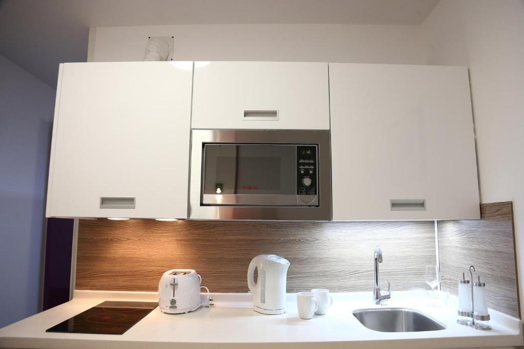 Additional image 3 of Sunbridge Halls, 178 Sunbridge Road, Bradford, West Yorkshire, BD1