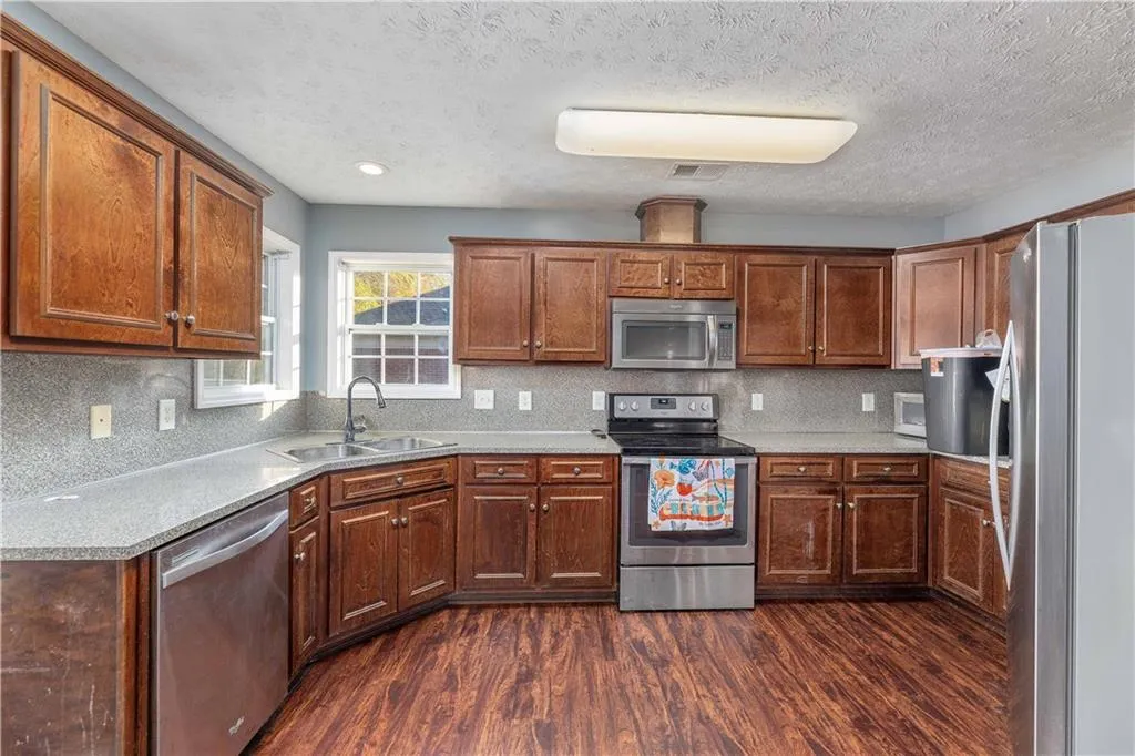 Additional image 11 of 9 Devonshire Drive, Phenix City, AL 36870