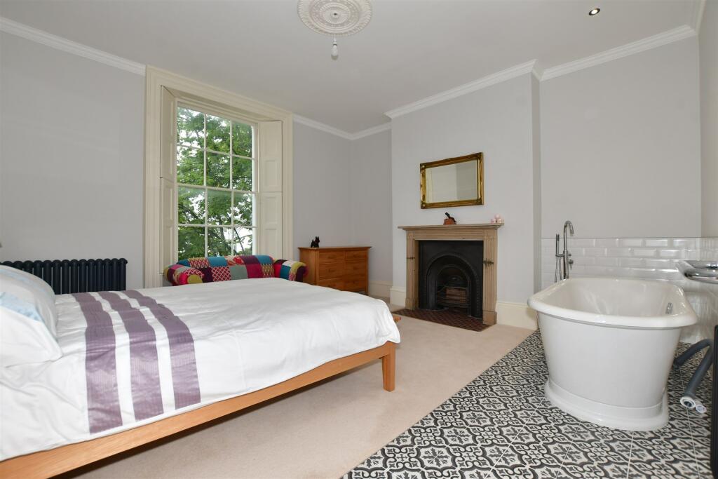 Additional image 8 of London Road, Dover, Kent