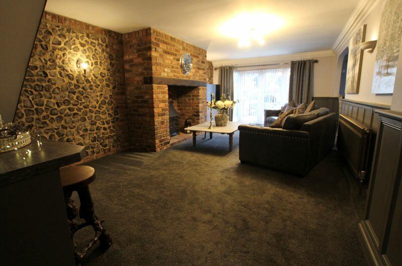 Additional image 19 of Whitfield