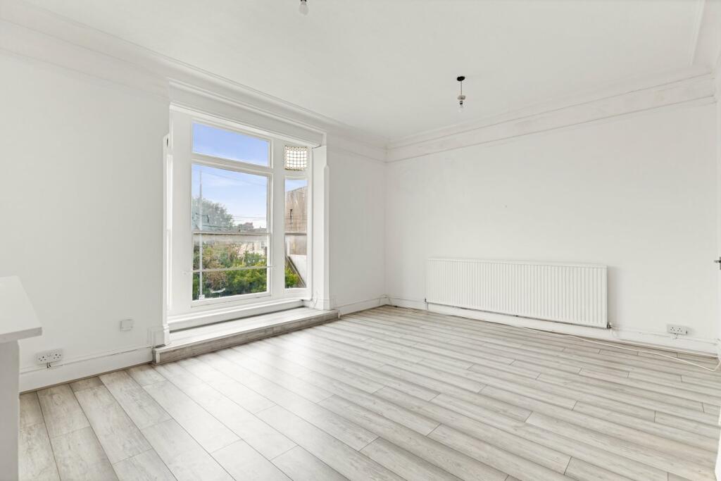 Additional image 16 of Cherry Tree Avenue, Dover, CT16