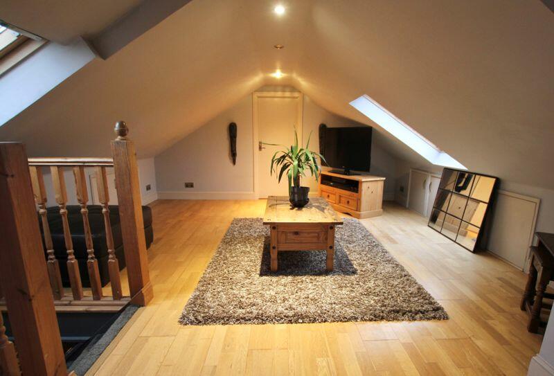 Additional image 6 of Whitfield